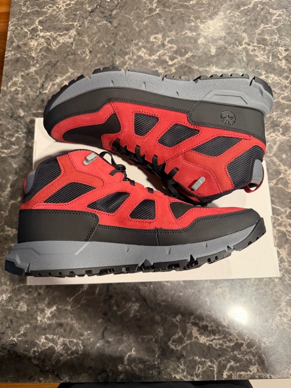 NEW Timberland Voyager Valley Sneaker (Dark Red Nubuck/Black)